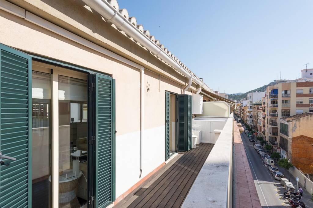 Tgh/ Atico Calle Victoria Appartement *