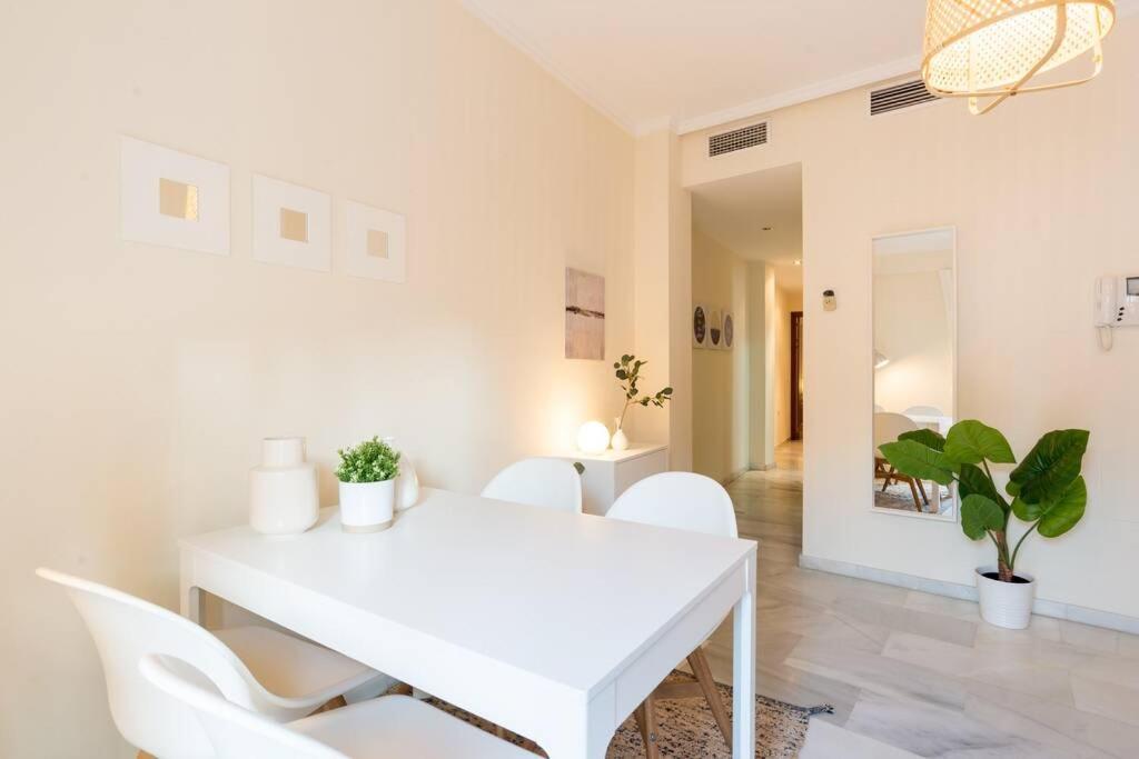 Apartment Tgh/ En El Corazon De - Sebastian Souviron *
