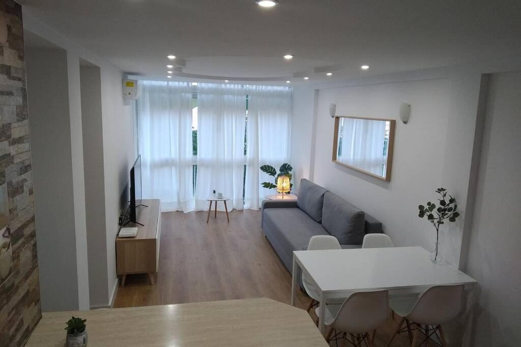 Apartamento Rent4 Delicias *