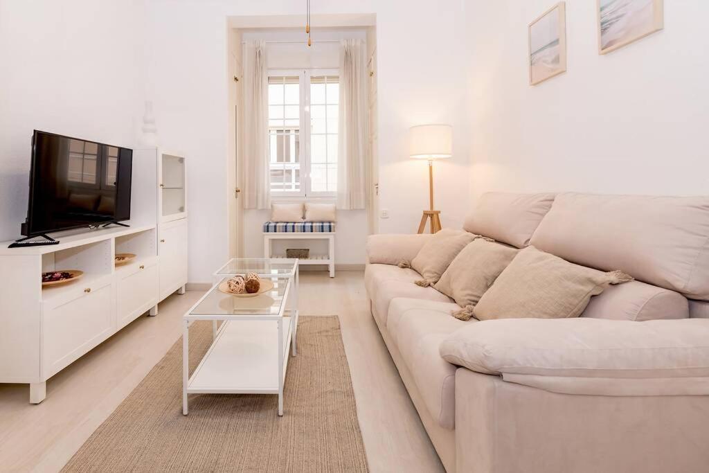 Plaza De La Merced Historic Center Appartement