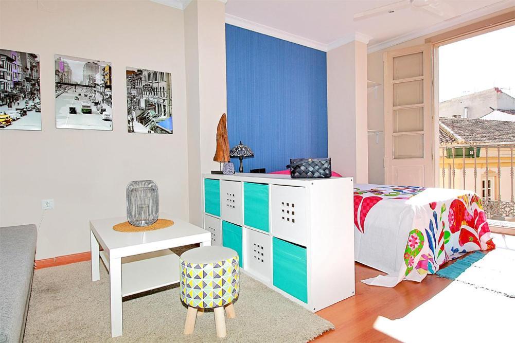 Carreteria Studio Balcony & Relax Apartment *