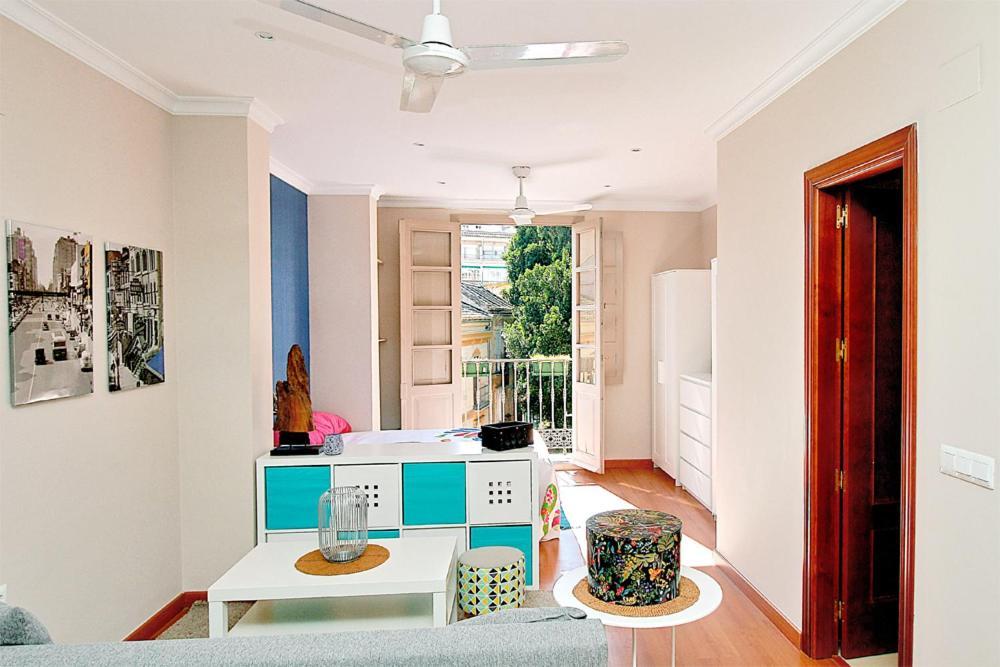 Carreteria Studio Balcony & Relax Apartment *