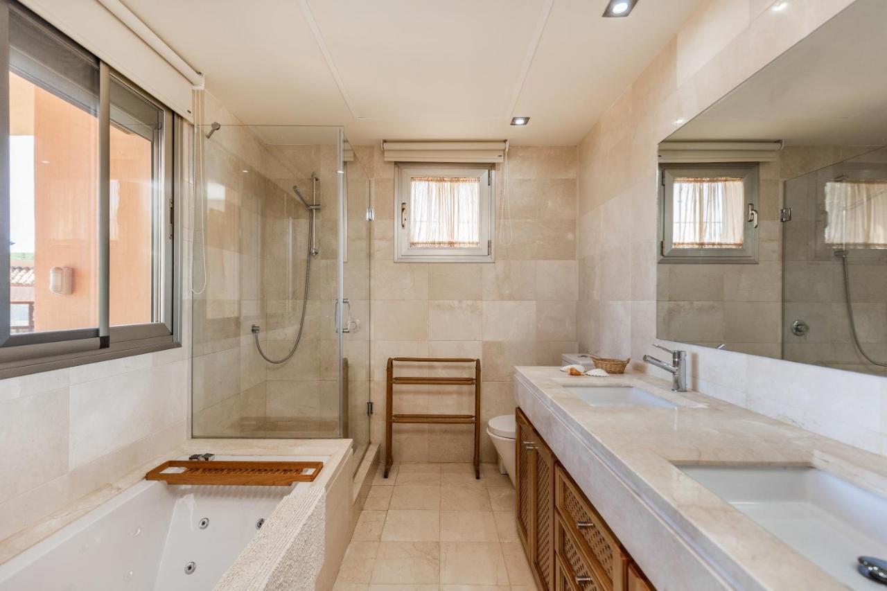 Townhouse With Great Sea Views In Riviera Del Sol * Málaga