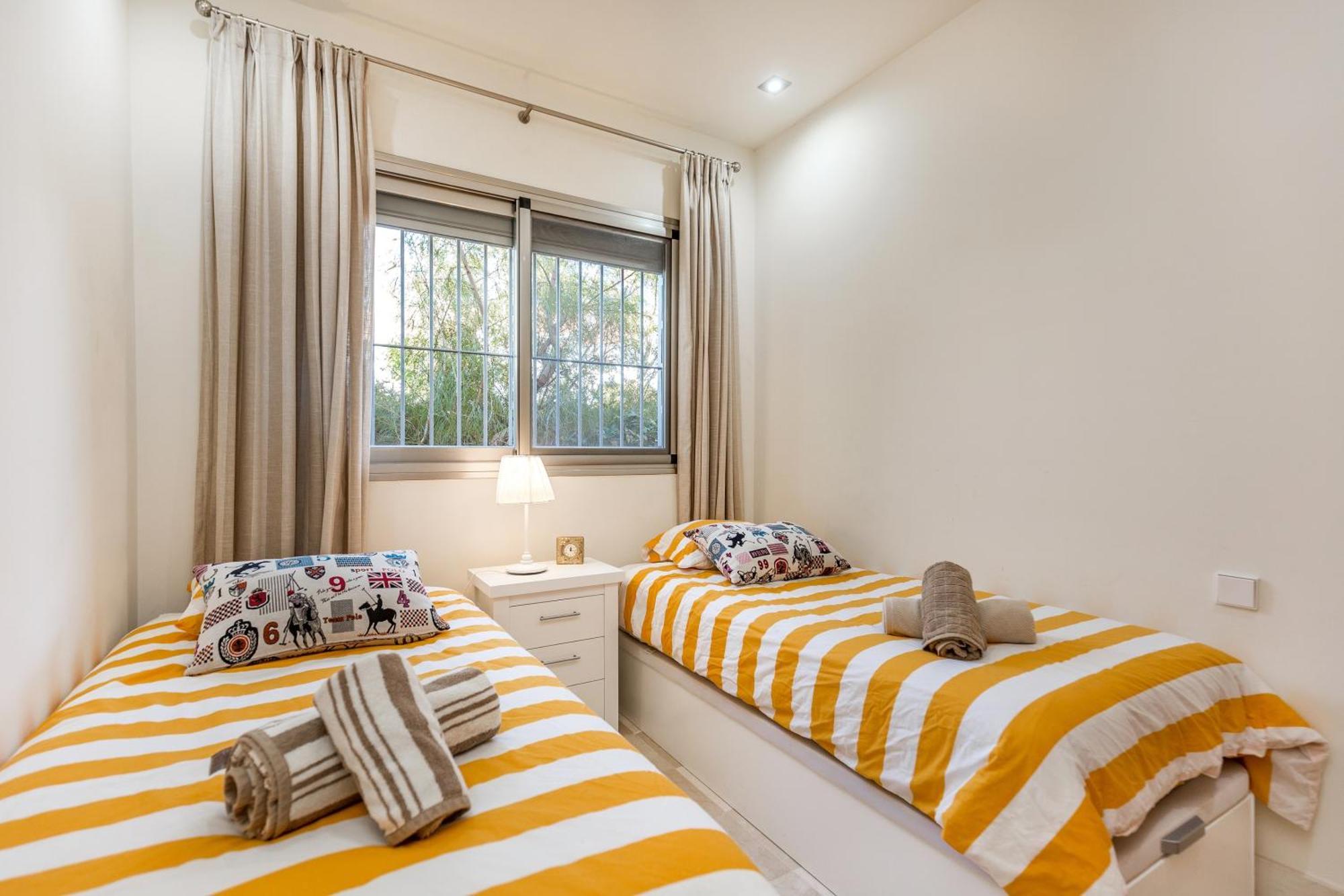 Townhouse With Great Sea Views In Riviera Del Sol * Málaga