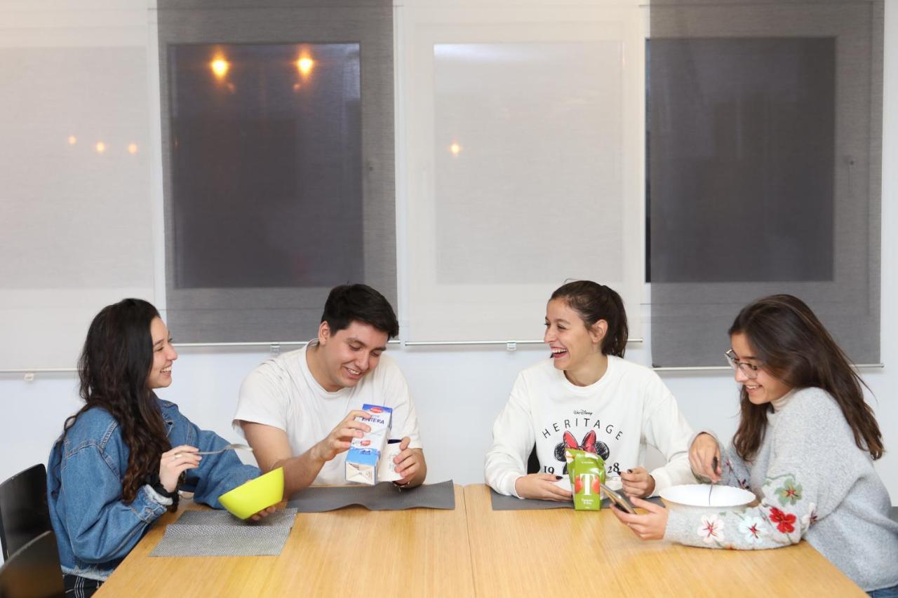 Residencia Universitaria Alboran Appartamento *
