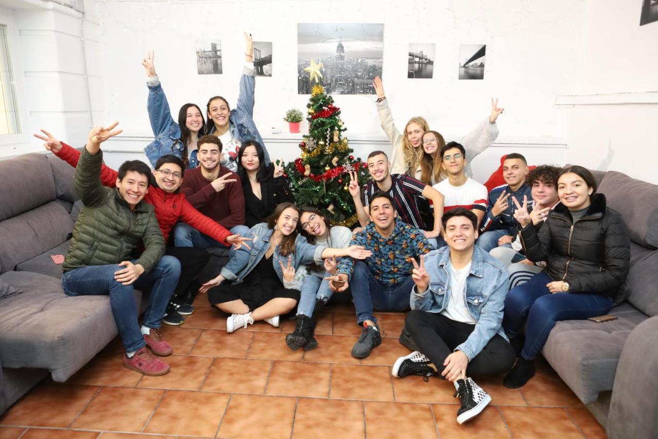 Residencia Universitaria Alboran Appartamento *