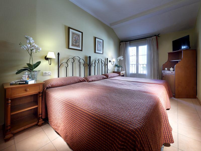 Sercotel Tribuna Hotell 3*