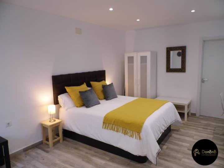 Studio Malaka, Enjoy And The Sea Malaga