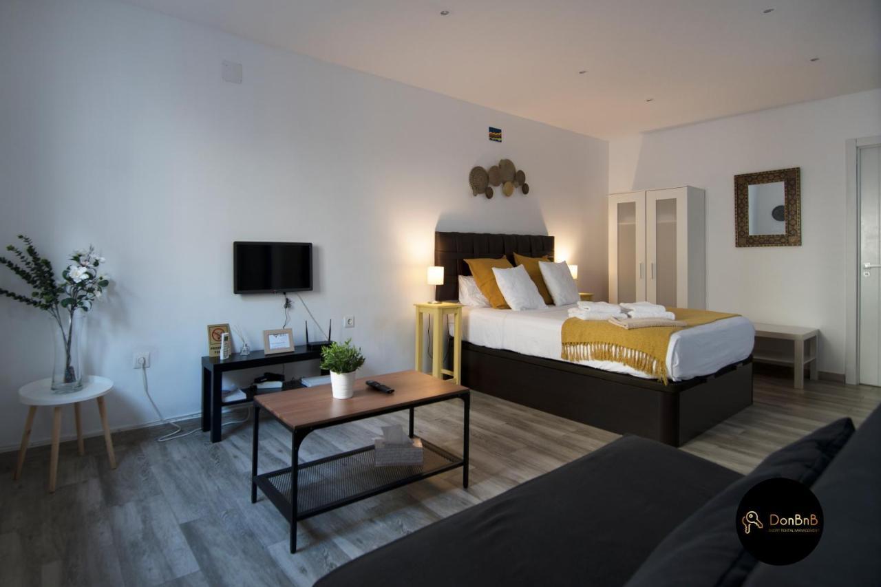 Studio Malaka, Enjoy And The Sea Apartment