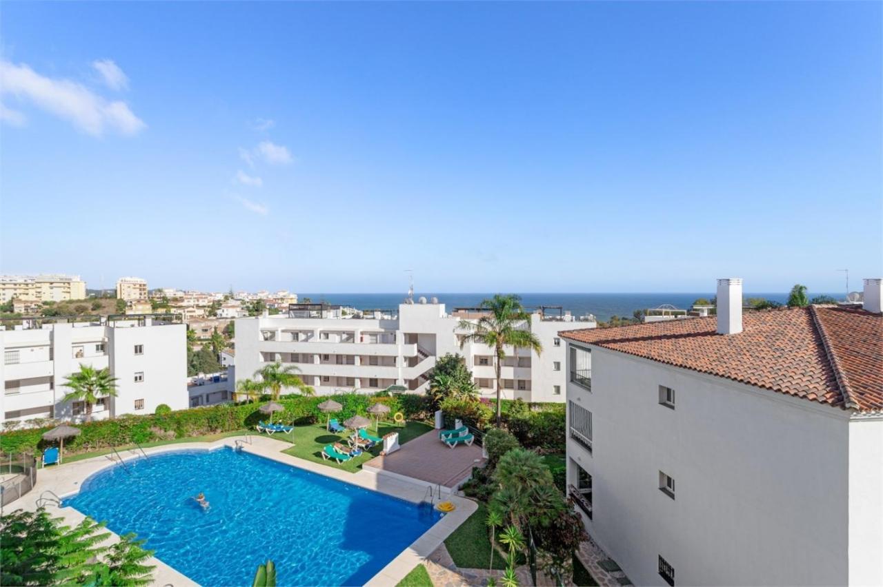Scandinavian Style With Amazing Sea Views And South West Facing Sunny Terrace In Miraflores Walking Distance To The Beach! Málaga