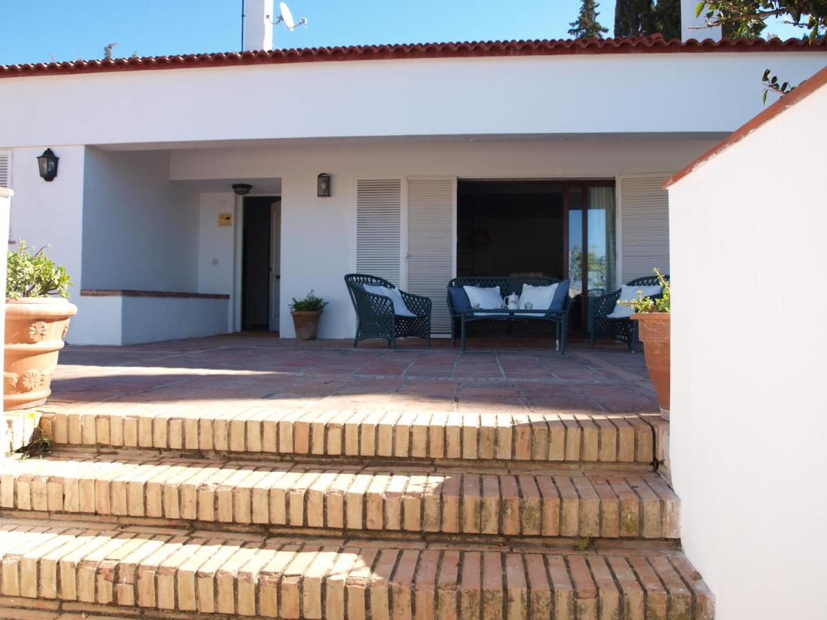 Acogedora Y Amplia Con Piscina Málaga