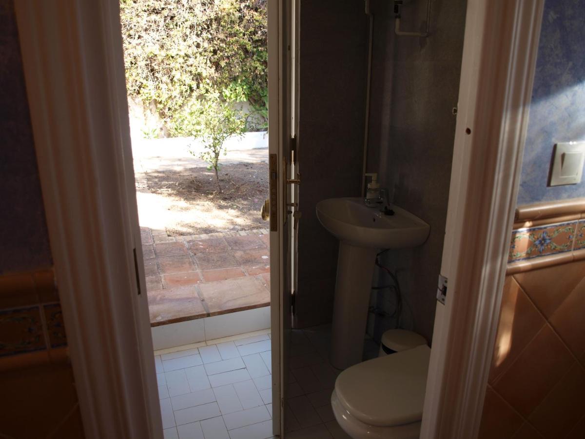 Acogedora Y Amplia Con Piscina Málaga