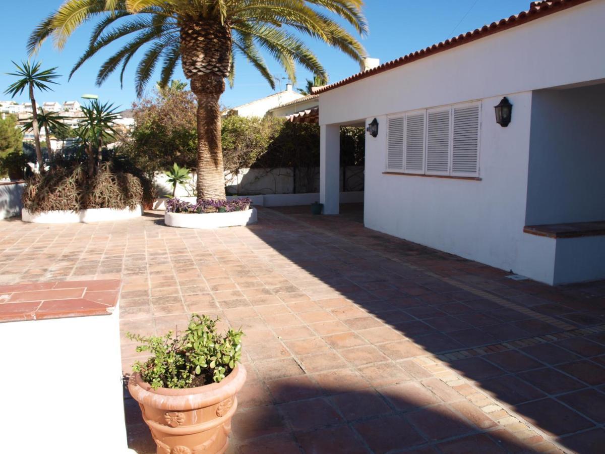 Acogedora Y Amplia Con Piscina * Málaga