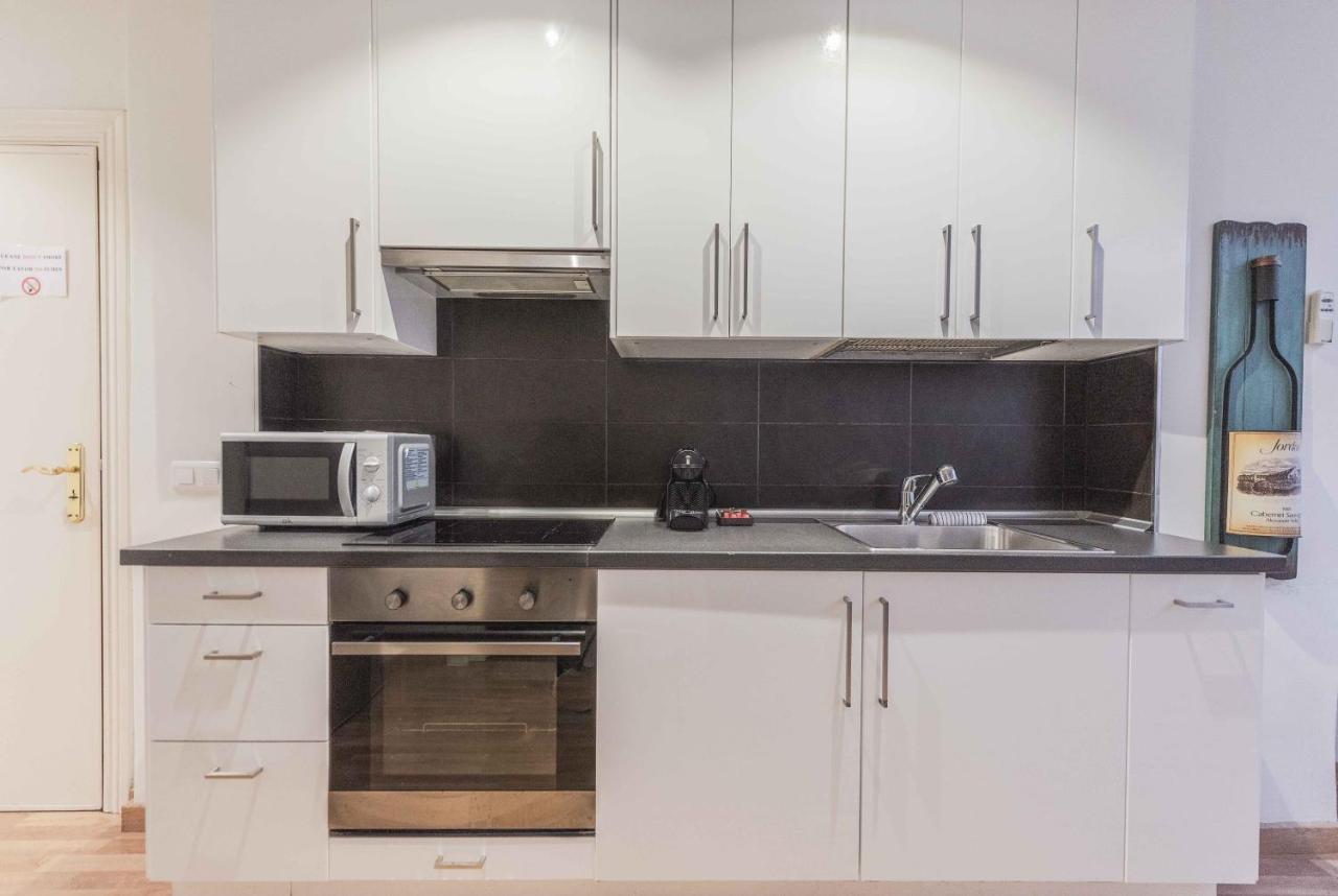 Modern Gem In Heart Of Malaga, Near Sights Rems *