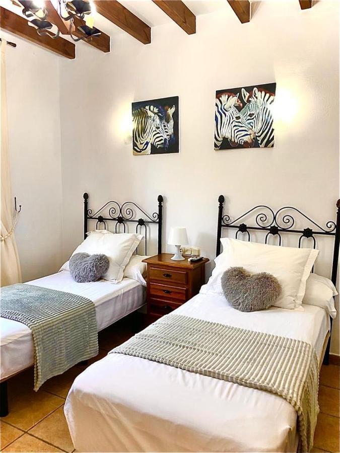 Beautiful B&b&villa Casa Huerta Del Rio Villa Málaga