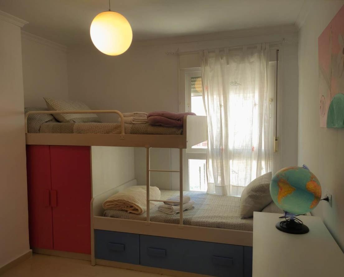 Confortable Piso Junto A Centro Ciudad, Playa Y Estación Tren. Apartamento Málaga
