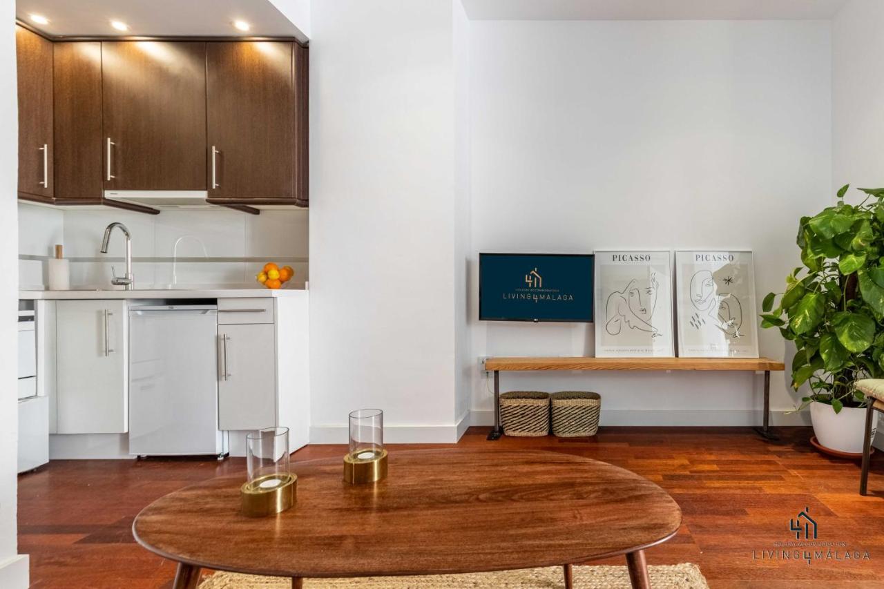 Living4malaga Flamingo Apartment *