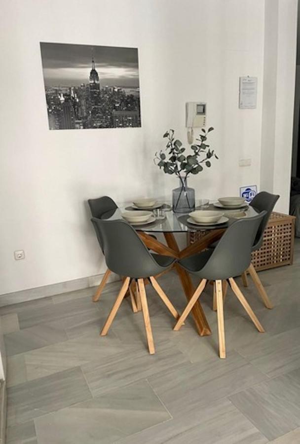Holidays2malaga Jinetes Junto Casco Historico & Parking Malaga