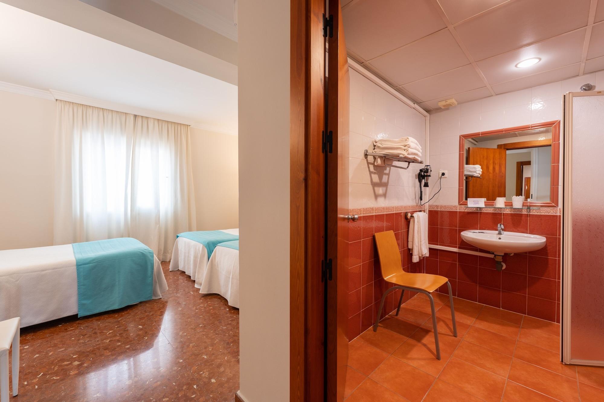 Romerito Hotell 2*