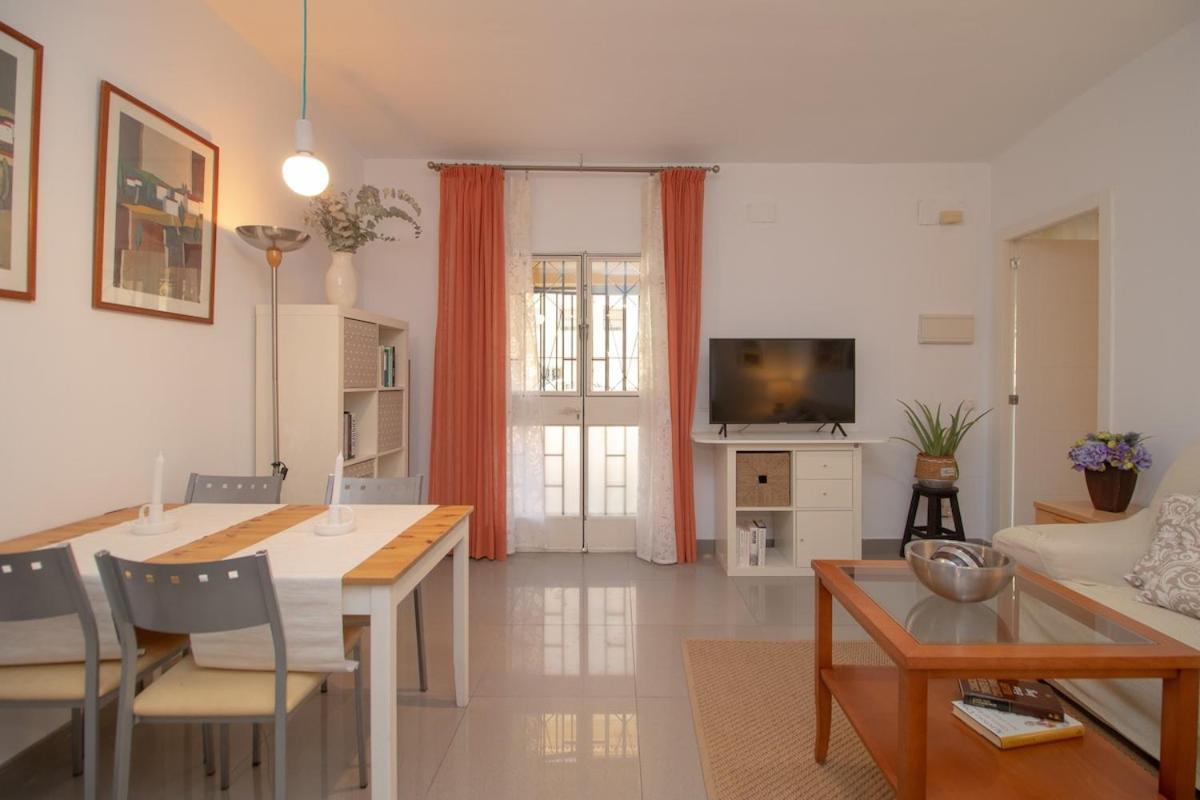 C52 - Seaside 2 Bedrooms By The Center * Málaga