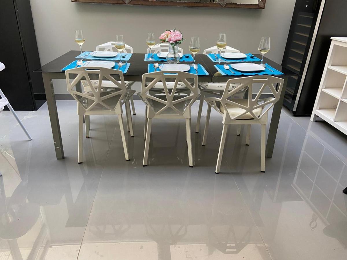 Beautiful Five Bedroom Three Bathroom Entire * Málaga