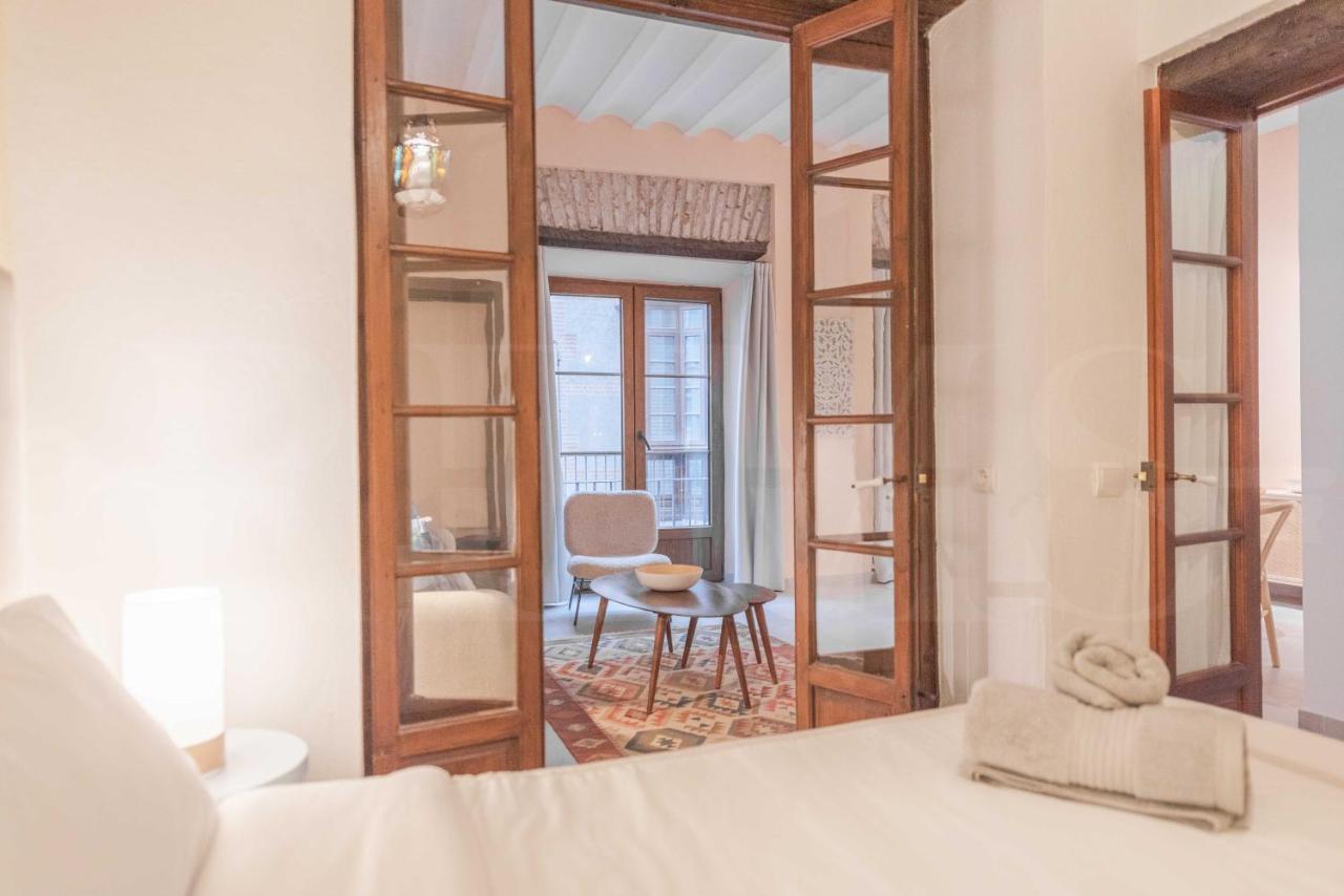 Apartamento With Balcony In The Heart Of By Rems