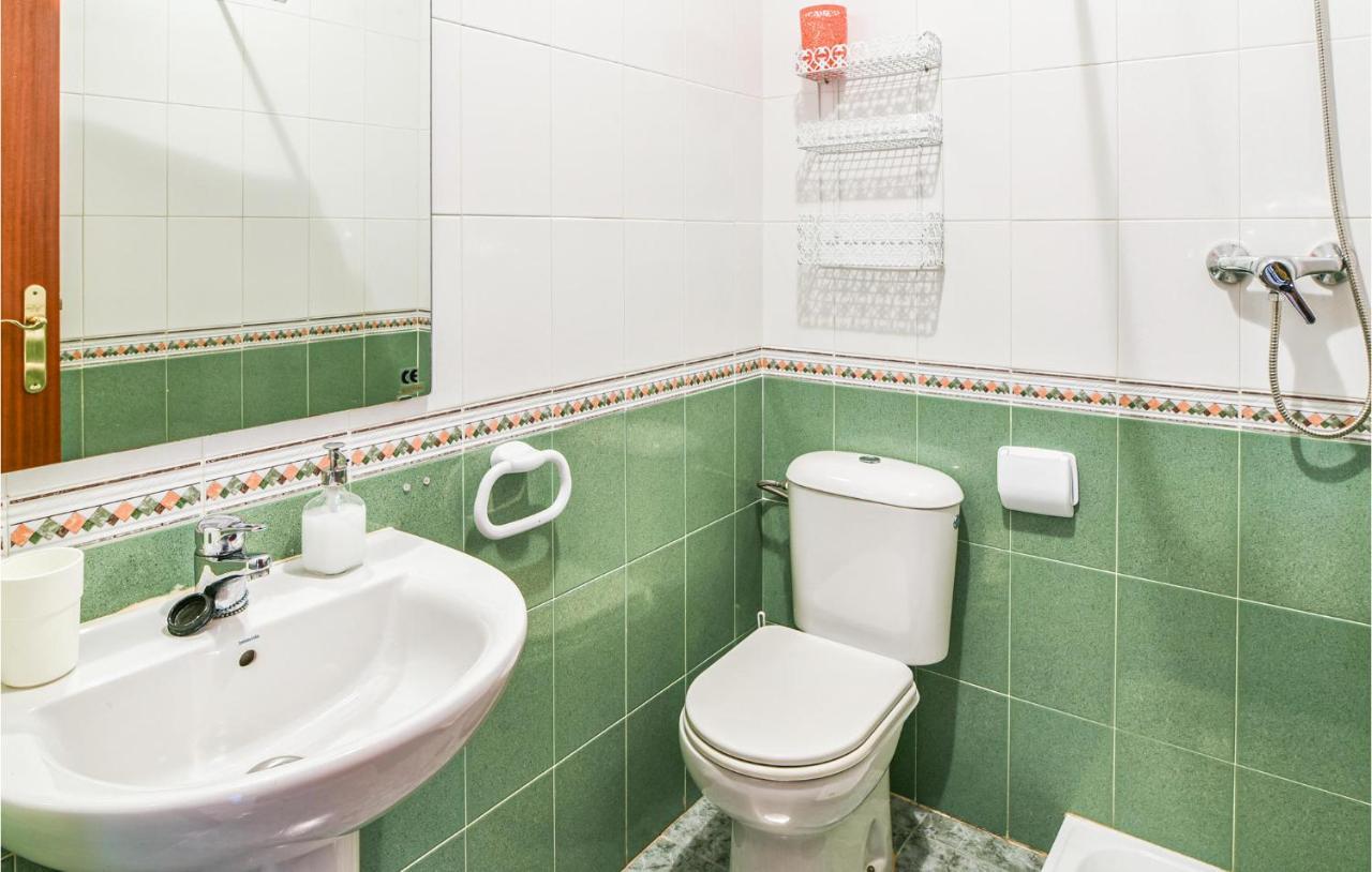 Stunning In With Outdoor Swimming Pool, 3 Bedrooms And Wifi Malaga