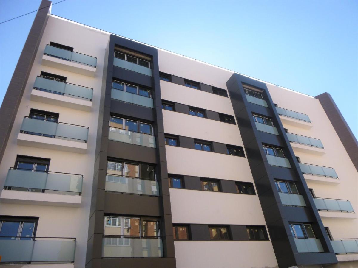 Ab Vialia Estación , Parking&pool *