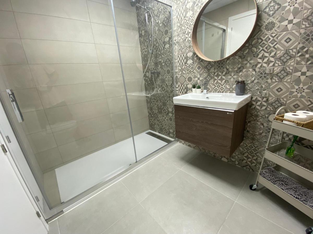 Apartamento Bonito De 2 Con Terraza