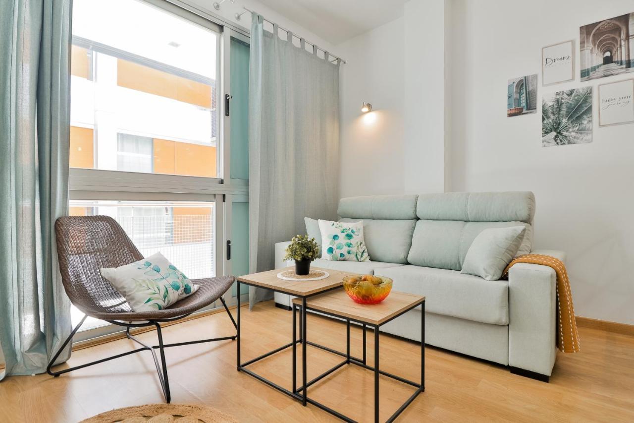 Apartamento C47 - Cosy Aapartment With Parking Málaga