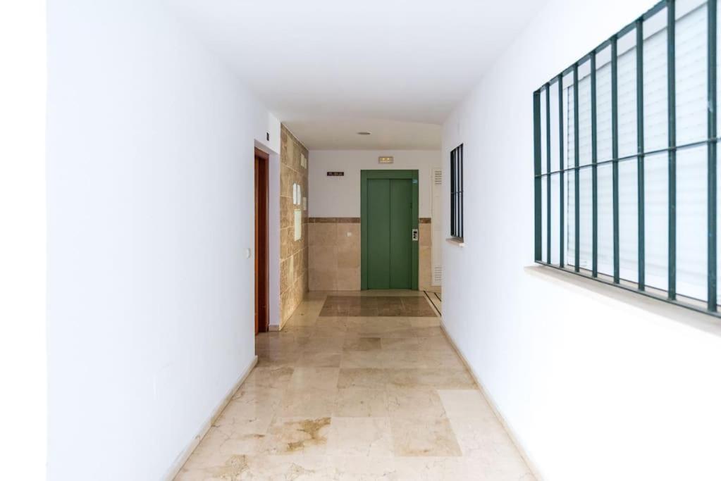 Appartement Apartamento Con Parking Gratis En El Centro De *