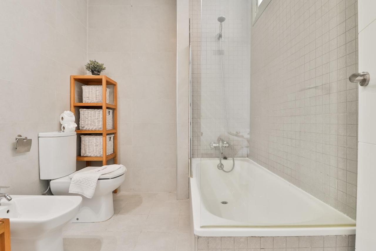 C47 - Cosy Aapartment With Parking Apartamento