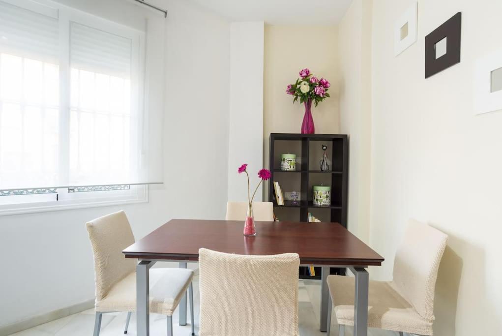 Apartamento Bright, Quiet And Ground Floor In The Center