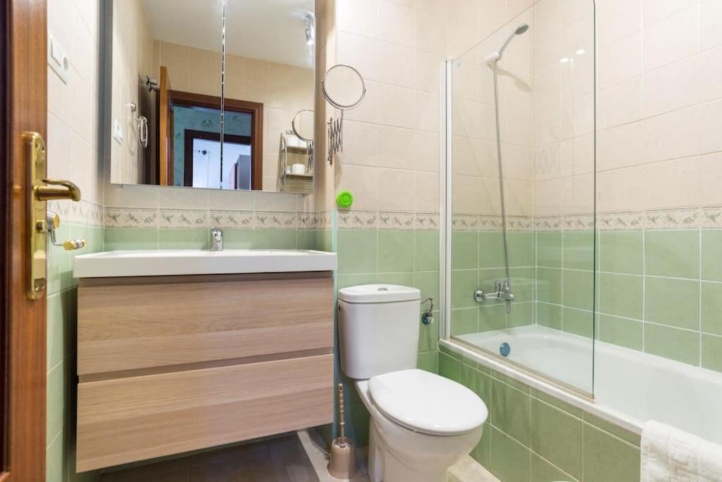 Bright, Quiet And Ground Floor In The Center Apartamento