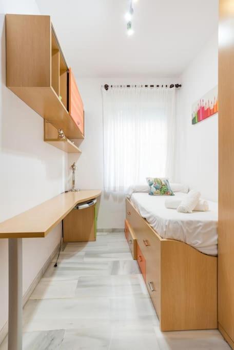 Bright, Quiet And Ground Floor In The Center Apartamento *