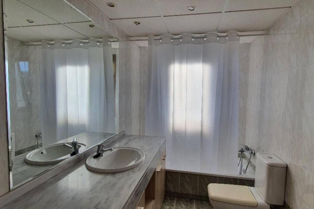Gran Piso En Zona Comercial Appartement Málaga