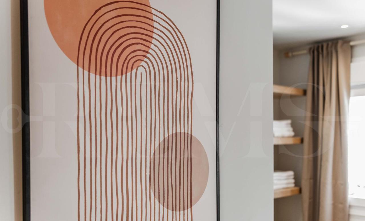 Idyllic And Spacious With Parking - Center By Rems Apartment