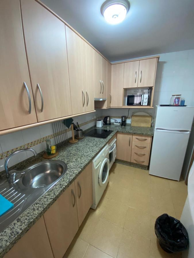 Apartamento Con Parking Gratis En El Centro De *