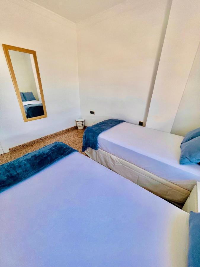 Quarto em Acomodações Particulares Encantadora Habitación Privada Cerca Del Mar