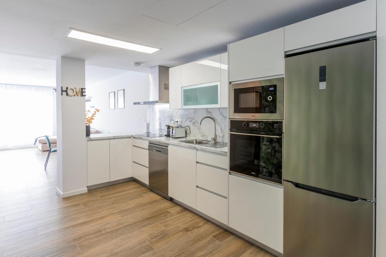 Fabuloso Nuevo Con Parking Y Piscina Apartamento