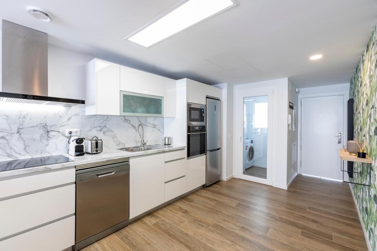 Apartamento Fabuloso Nuevo Con Parking Y Piscina