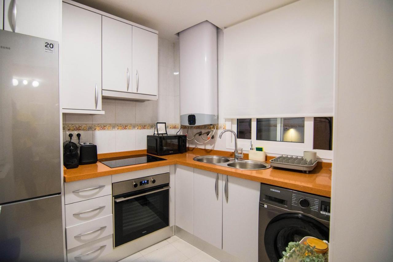New! Luxury Center & 2 Balconies Apartment Malaga
