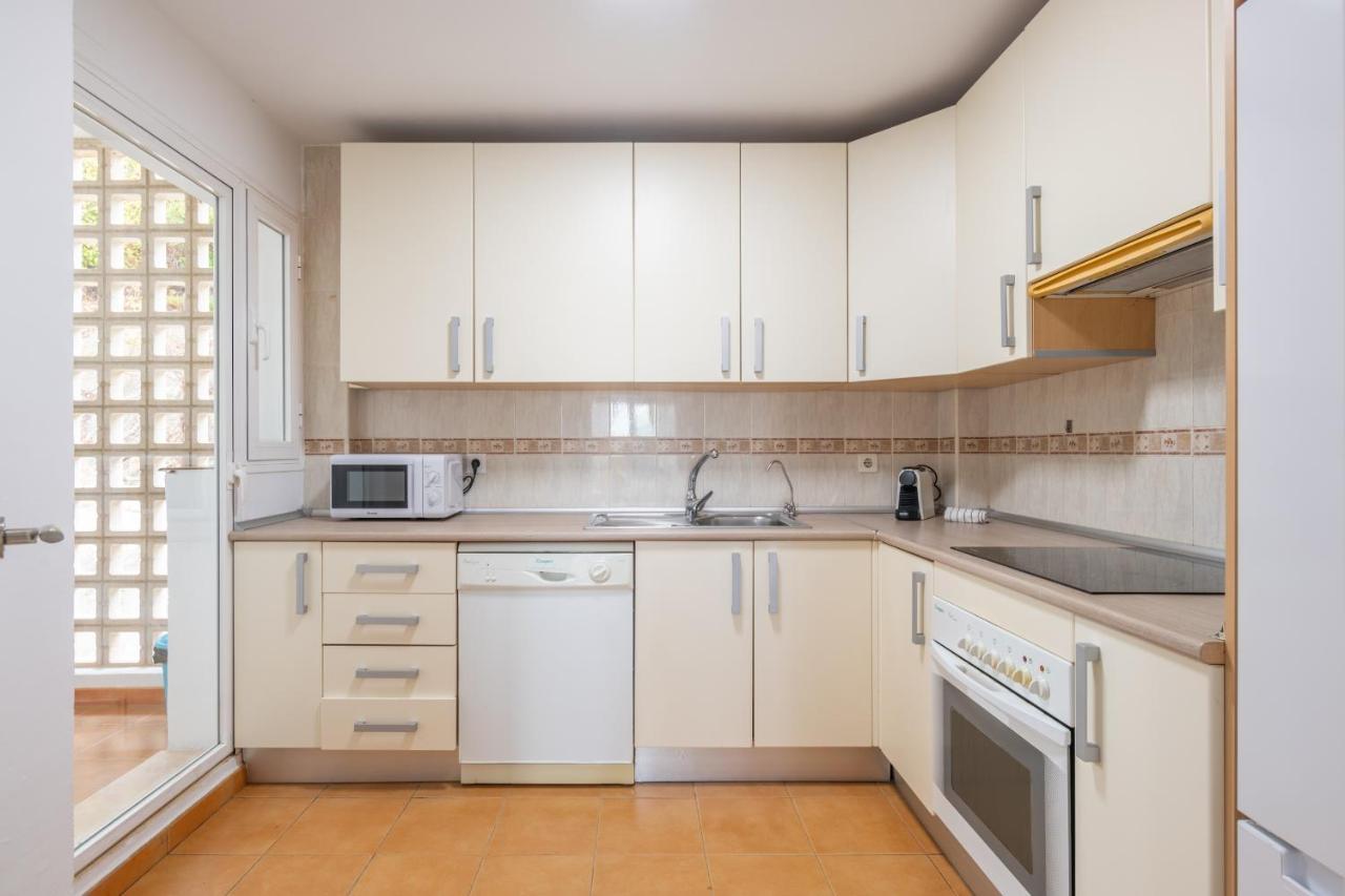 Renthas Calahonda Apartamento