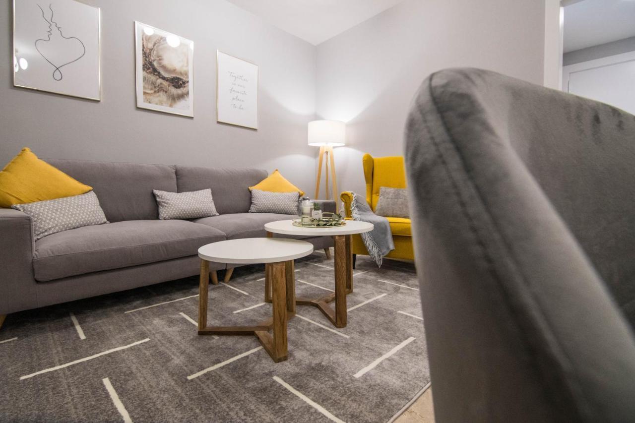 Apartment New! Luxury Center & 2 Balconies Malaga