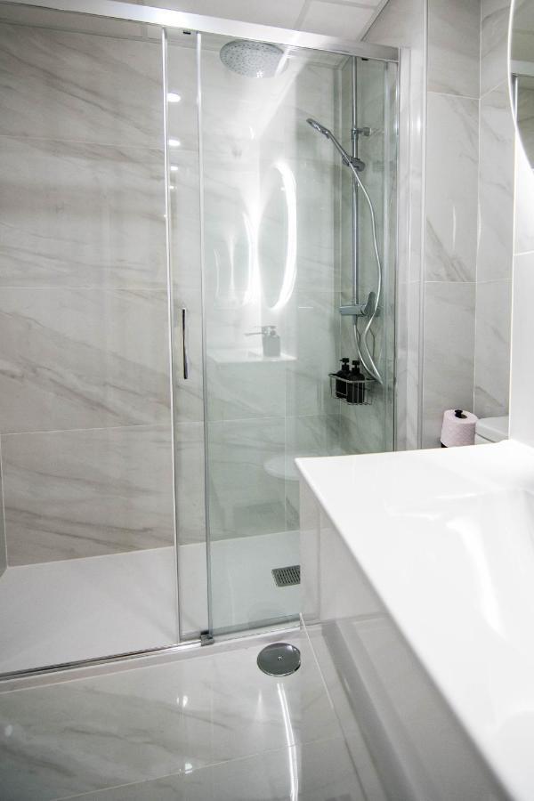 New! Luxury Center & 2 Balconies Malaga
