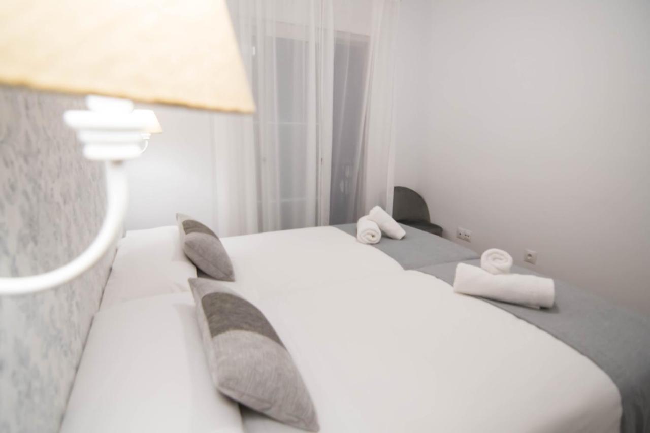 New! Luxury Center & 2 Balconies Apartment Malaga