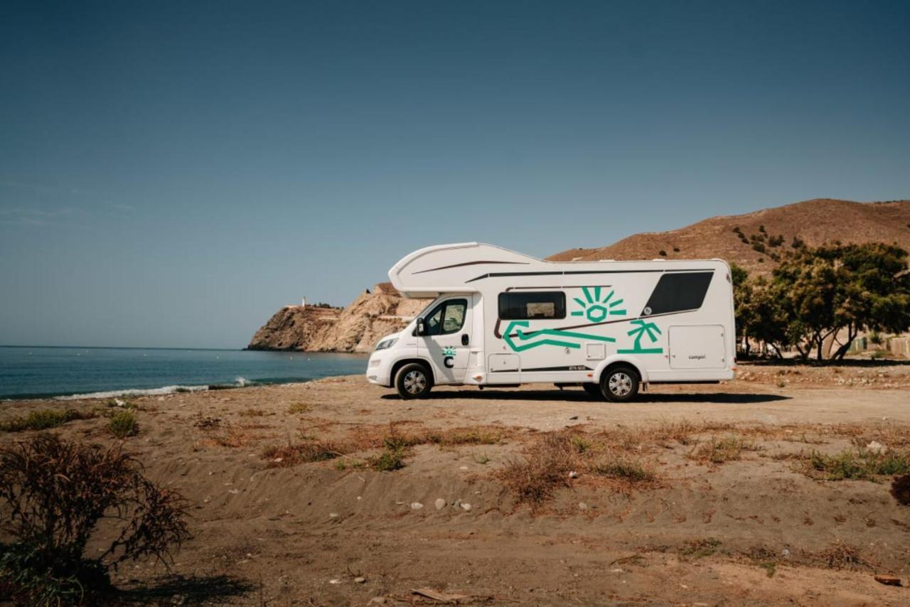 Hotel en barco Campiri Base - Motorhome & Rvs Company Málaga