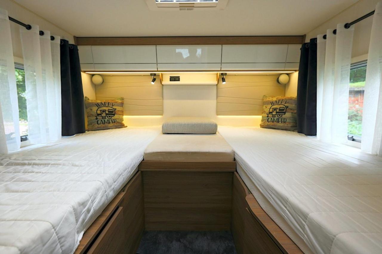 Campiri Base - Motorhome & Rvs Company Hotel en barco *