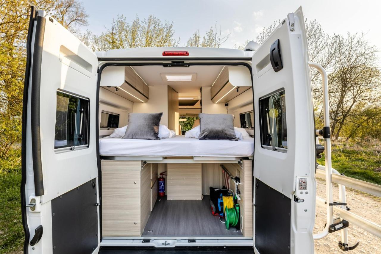 Campiri Base - Motorhome & Rvs Company * Málaga