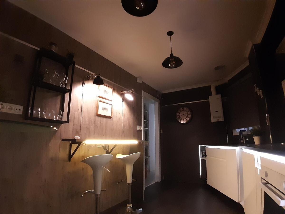 E&r Centro- Parking Gratis Apartamento